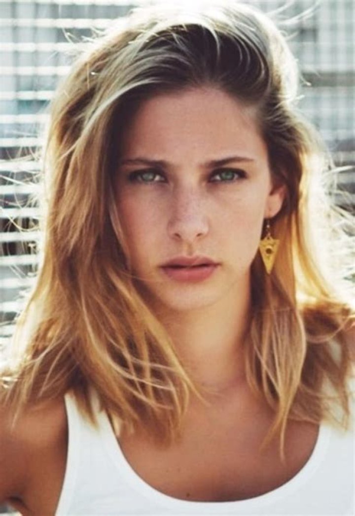 Chlo&eacute; Coulloud Biography IMDb