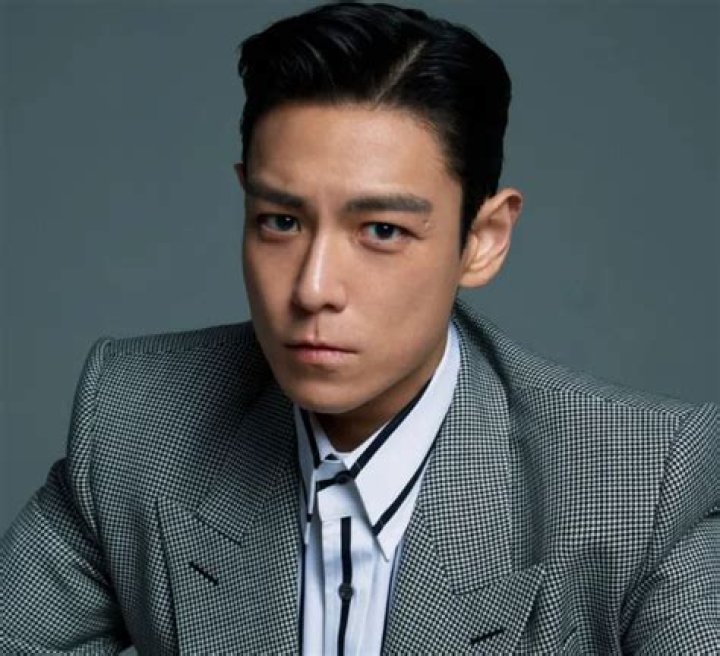 Choi Joonhyuk bio, age, net worth, baby, wedding