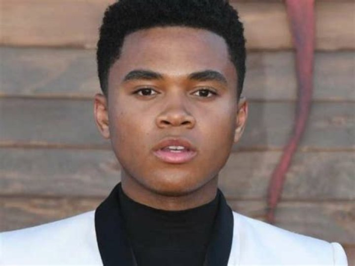 Chosen Jacobs Height, Weight, Age, Body Statistics Healthy Celeb