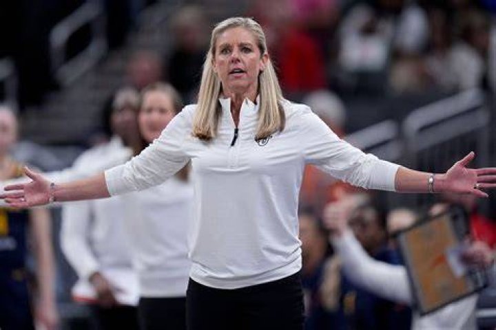 Christie Sides didn't want to be a head coach. Then she took the