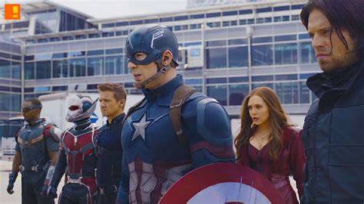 civil war, team captain america running through the airport battle
