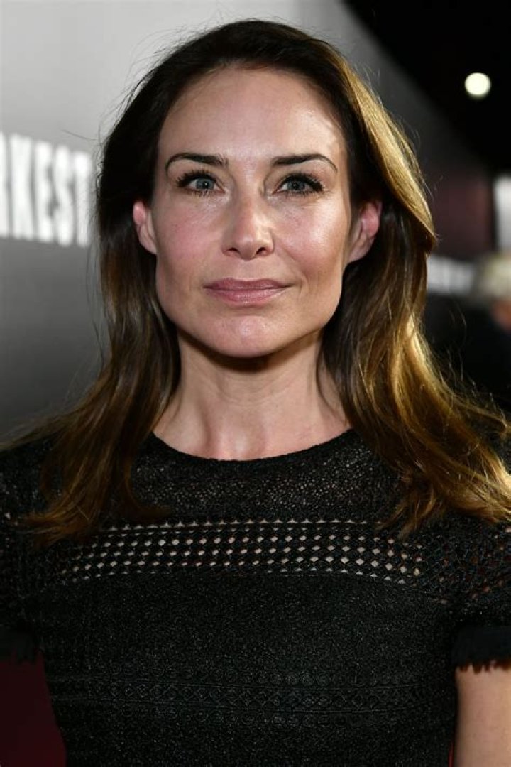 Claire Forlani &ldquo;Darkest Hour&rdquo; Premiere in Los Angeles &bull; CelebMafia