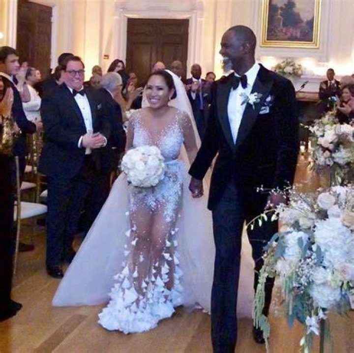 CONGRATULATIONS! Singer Brian McKnight Married Longtime Girlfriend