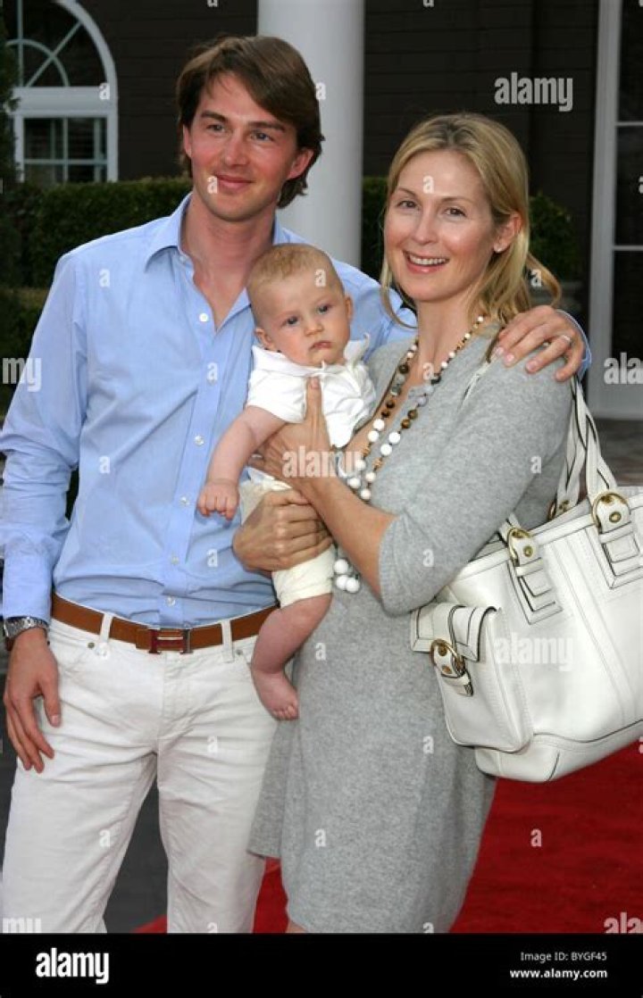 Daniel Giersch, Kelly Rutherford TV Fanatic