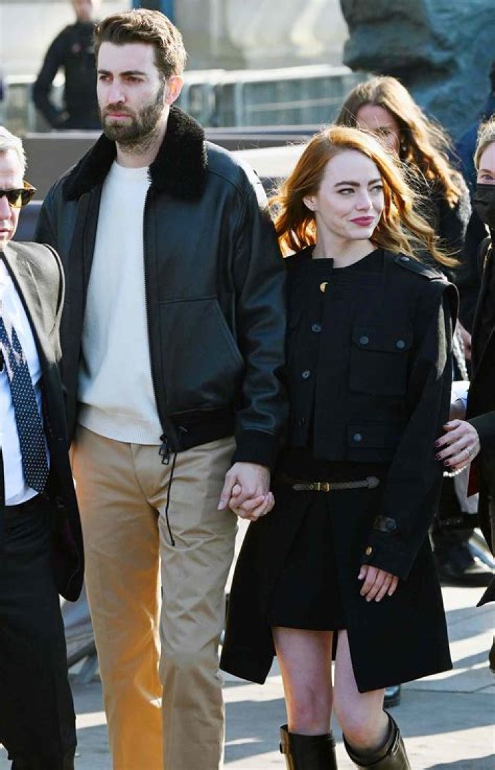 Dave McCary proposed to Emma Stone in an 'SNL' office