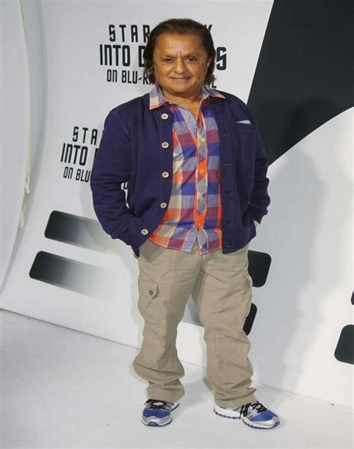 Deep Roy Birthday, Real Name, Age, Weight, Height, Family, Facts