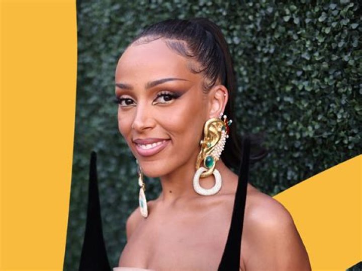 Doja Cat Bio Age, net worth, husband, children, parents, siblings