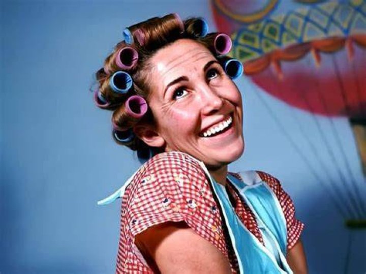&ldquo;Do&ntilde;a Florinda&rdquo; da para evitar contagios por COVID19