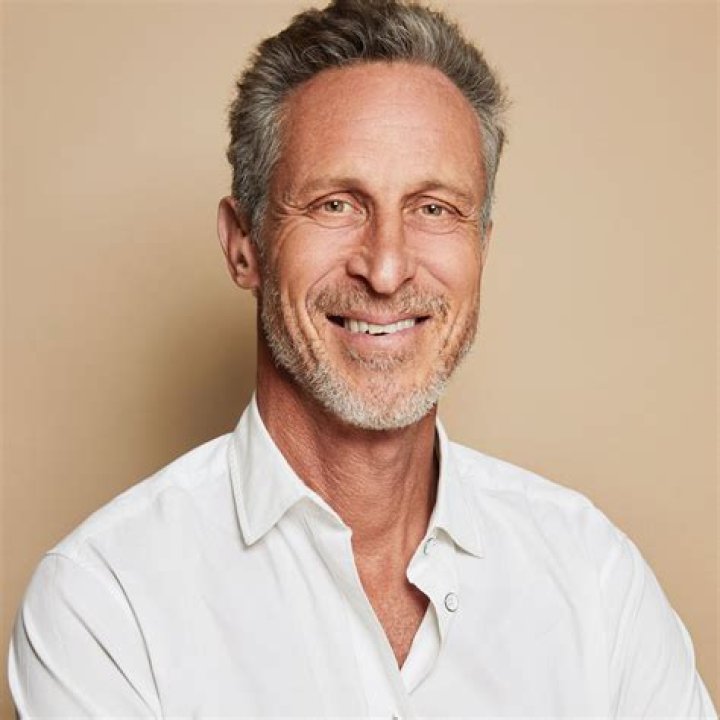 Dr. Mark Hyman Talks Functional Medicine, COVID19 Food Tank