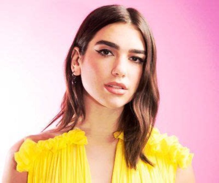 Dua Lipa Su biograf&iacute;a