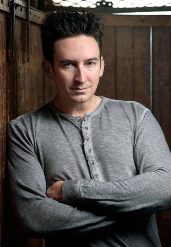 Dustin Pari Ghost Hunters & Ghost Hunters International YouTube