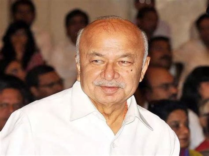 ED attaches property of Sushil Kumar Shinde's daughter, soninlaw