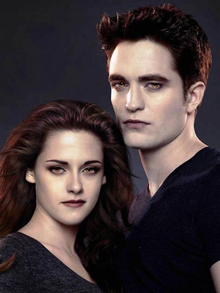 edward and bella in breaking dawn twilight