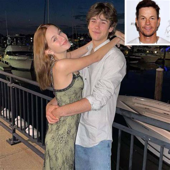 Ella Rae Wahlberg Age, Height, Net Worth, Parents, Affairs & Boyfriend