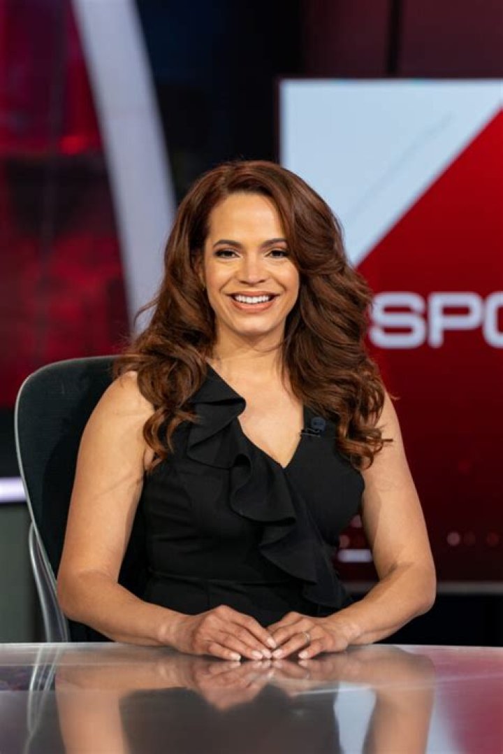 Elle Duncan Bio [2024 Update] Husband & Net Worth Players Bio
