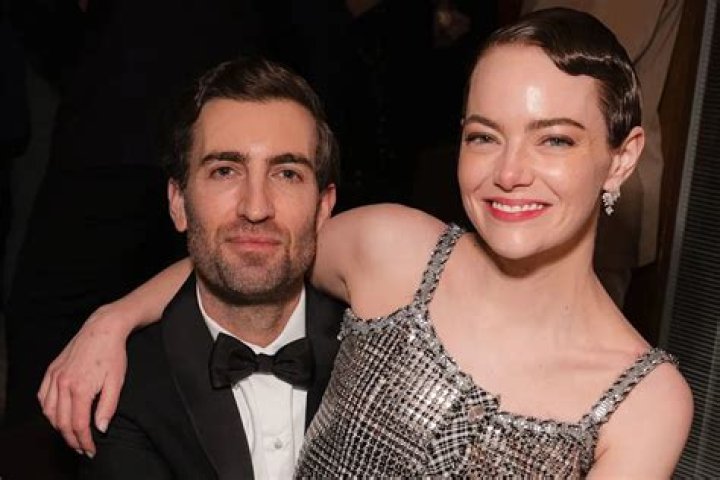 Emma Stone Is Dating Dave McCary