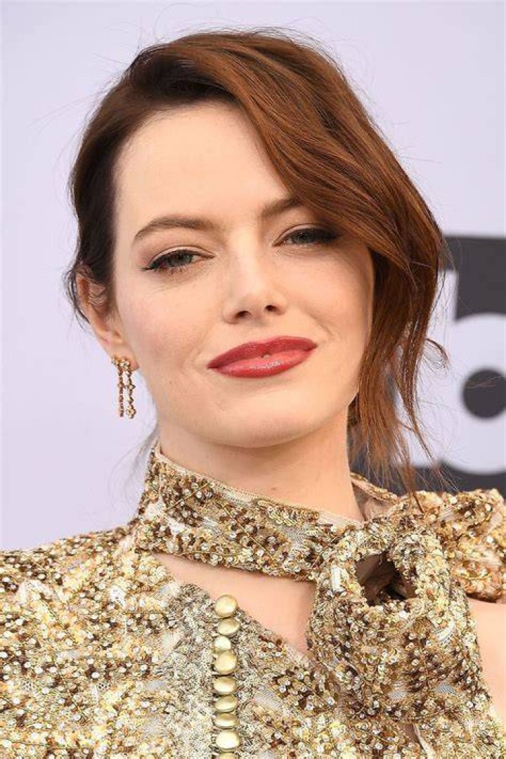 Emma Stone Stunning Beauty Looks From the 2014 Met Gala POPSUGAR Beauty