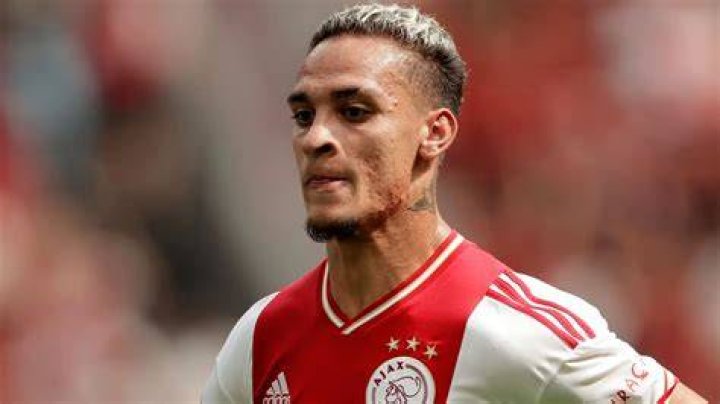 EPL Antony&rsquo;s accuser &lsquo;drops her complaint&rsquo; against Man Utd&rsquo;s winger
