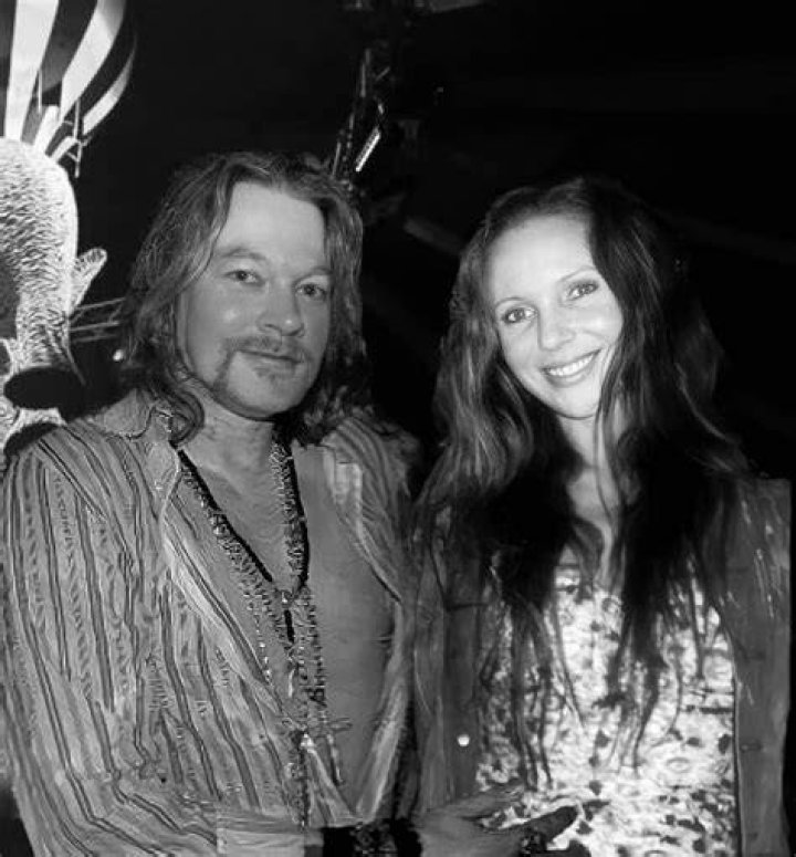 Erin Everly Erin Everly Axl Rose The Daughter Of Either Don Or Phil