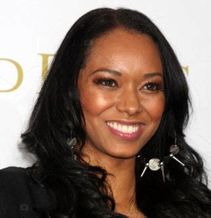Esther Baxter Net Worth How Much Is Esther Baxter Worth?