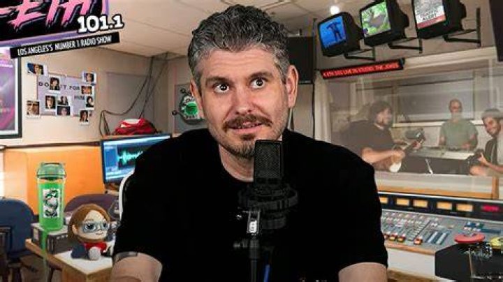 Ethan Klein reacts to swatting live