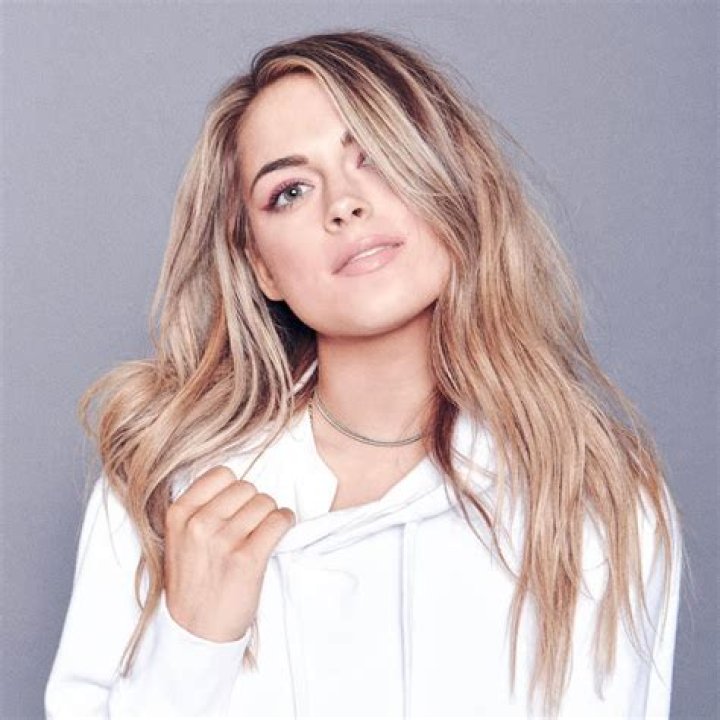 Exclusive Premiere Alana Springsteen's 'Trying Not To' Music Video