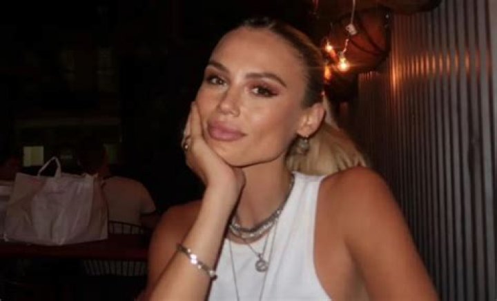 Exploring Hallie Batchelder's Net Worth A Journey Through Success