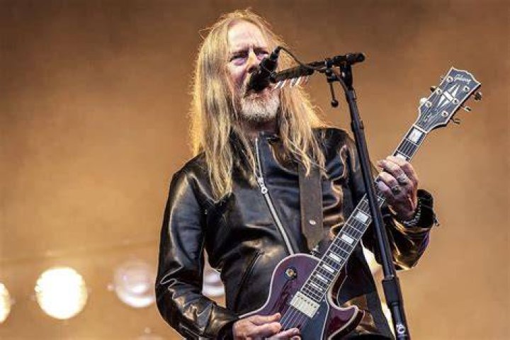Exploring Jerry Cantrell's Net Worth A Deep Dive Into The Iconic