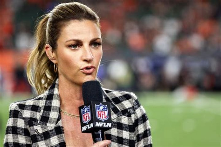 Exploring The Erin Andrews Aaron Rodgers Relationship