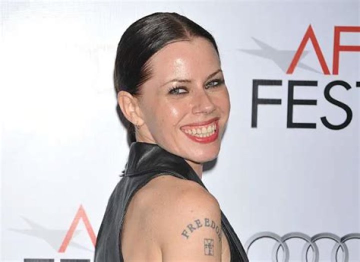 Fairuza Balk Age, Net worth Boyfriend, BioWiki, Weight, Kids 2024