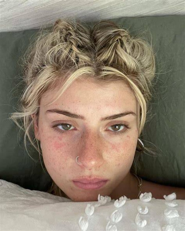 Faith Ordway / faithordway / itsfaithmarone leaked nude photo from