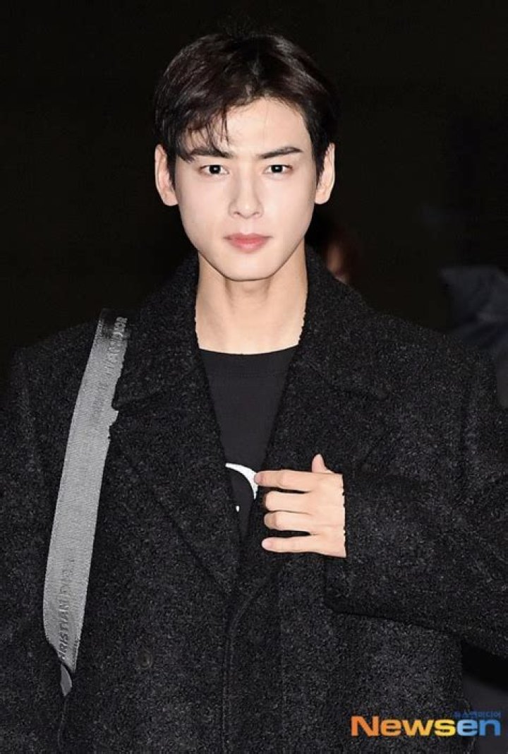 Fall for Cha Eunwoo as a Kpoploving priest in Island, Amazon Prime