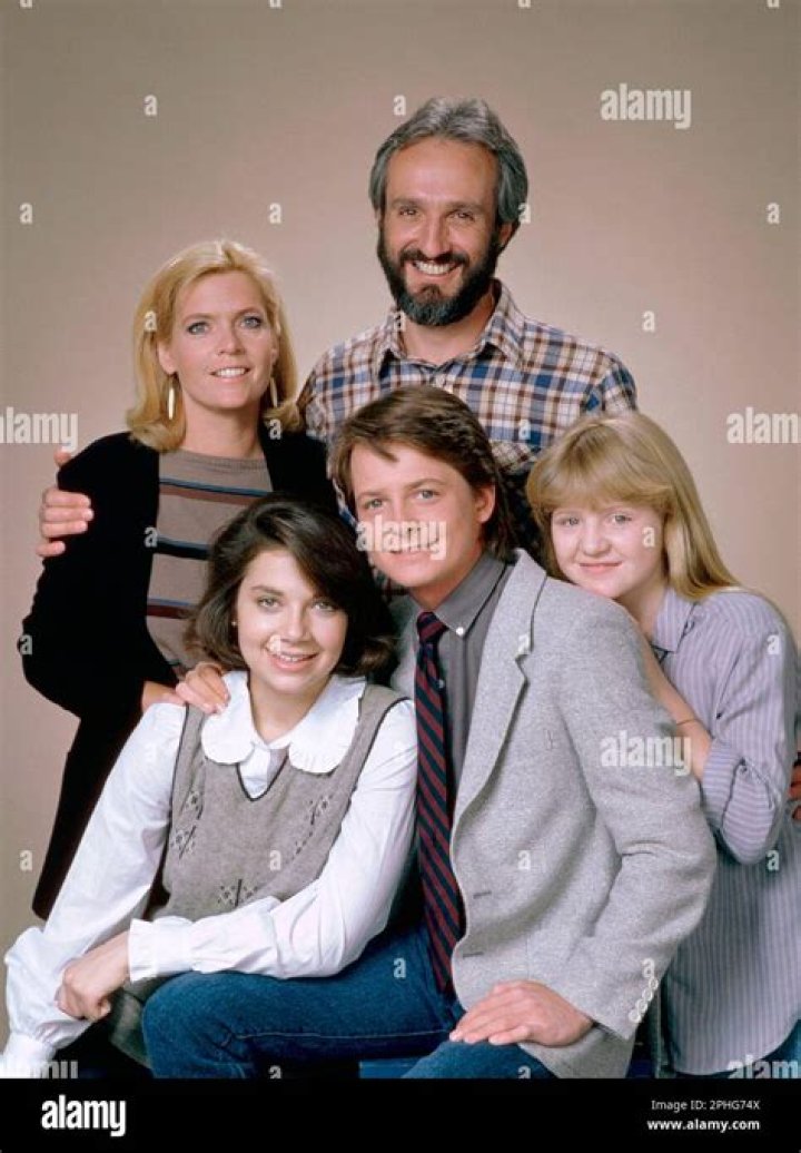 Family Ties&rsquo; Justine Bateman Freshman At UCLA; Actress Blogging About
