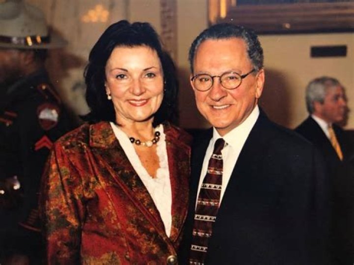 Frank Caprio Age, Wife, Family, Biography & More » StarsUnfolded