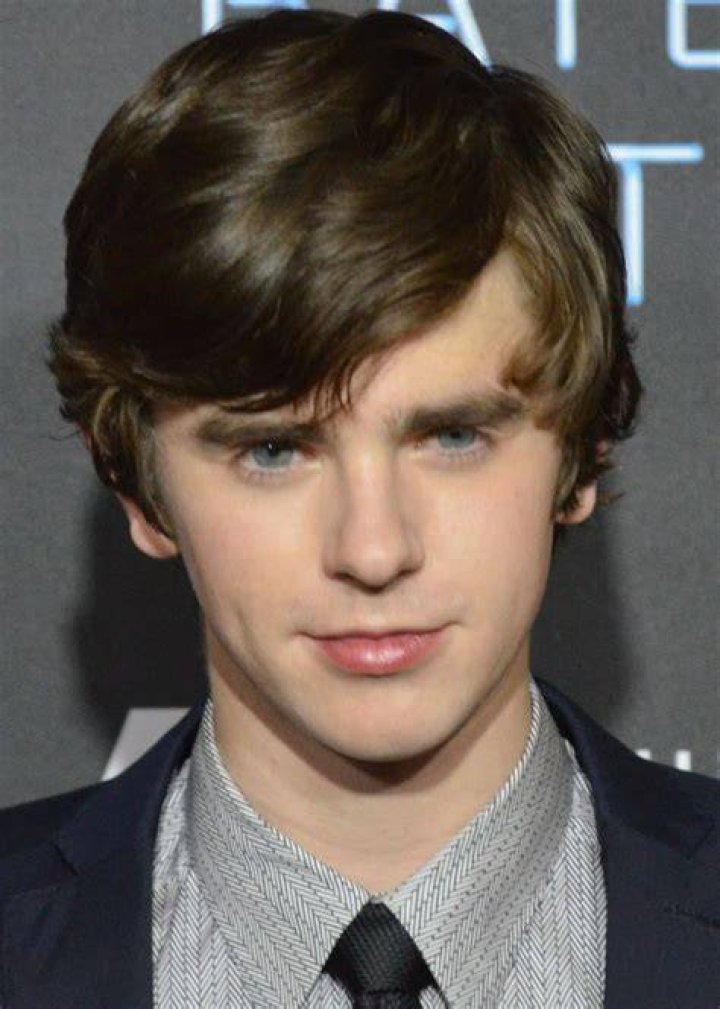 Freddie Highmore's Brother Bertie Highmore Age Difference And Parents