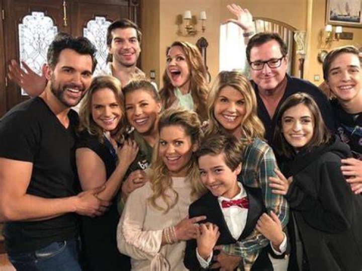 ‘Fuller House’ Star Juan Pablo Di Pace Publicly Comes Out as Gay