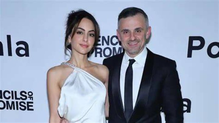 Gary Vee Wife The Story of Lizzie Vaynerchuk &mdash; citiMuzik