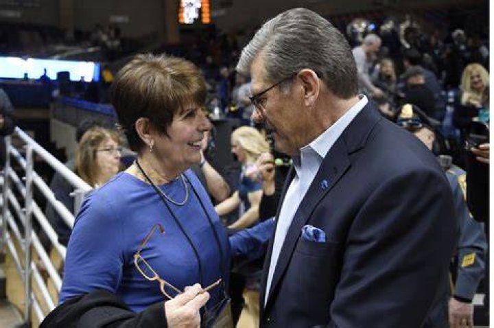 geno auriemma wife Archives FanBuzz