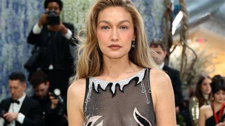 Gigi Hadid August 2015 Gigi Hadid Official Photo (39709622) Fanpop