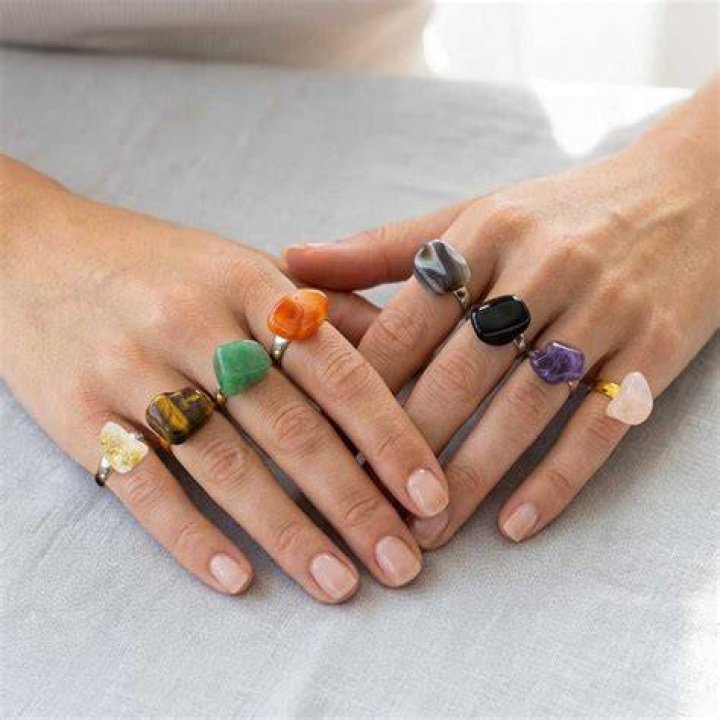 Giselle Lock & Stone
