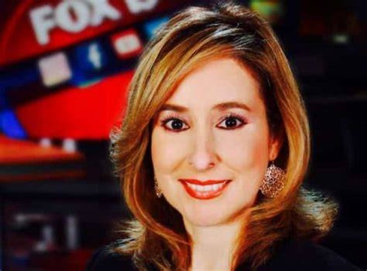 Gloria Bio, Age, Height, Family, Spouse, Salary, Net Worth