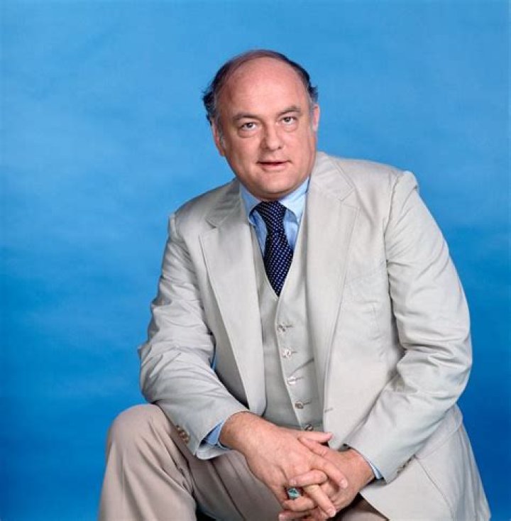Gordon Jump &mdash; Life and Final Days of the Beloved 'WKRP in Cincinnati' Actor