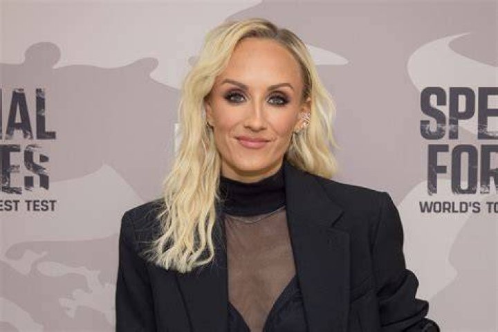 Gymnast Nastia Liukin's Thigh Gap Is Outta This World In Space Jeans