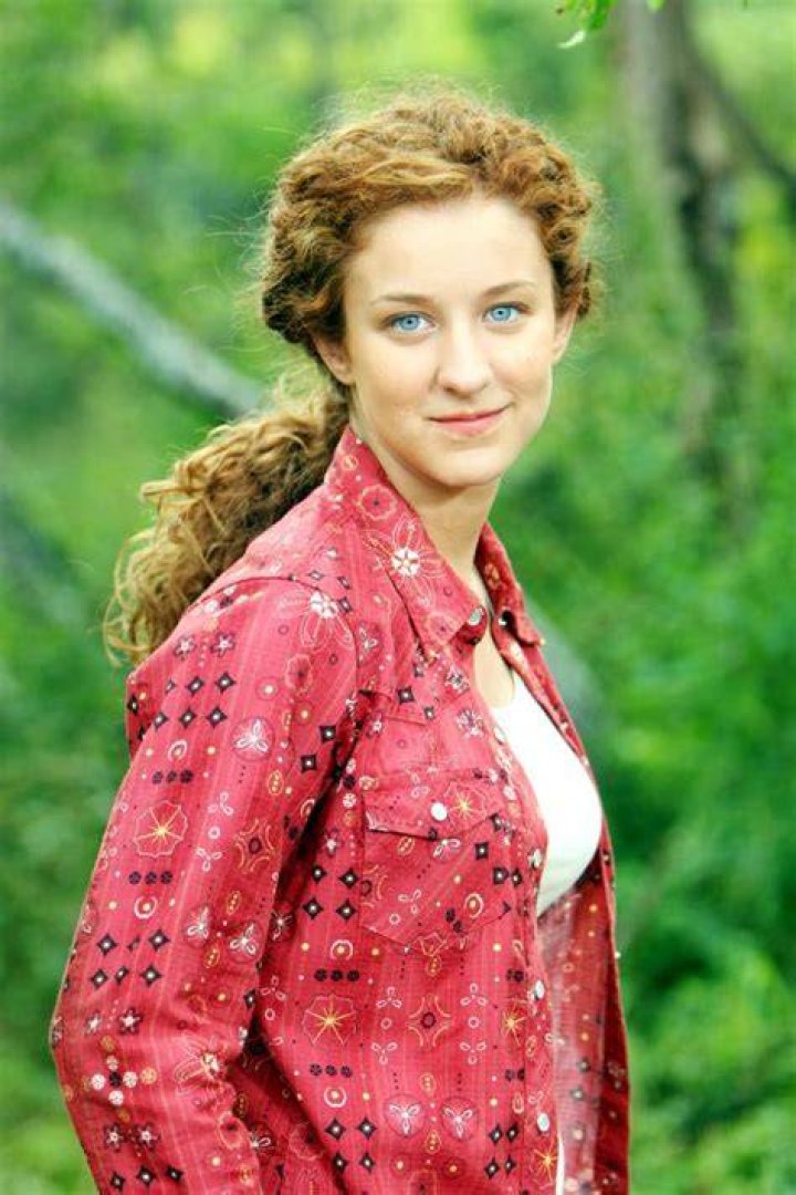 Hallee Hirsh picture