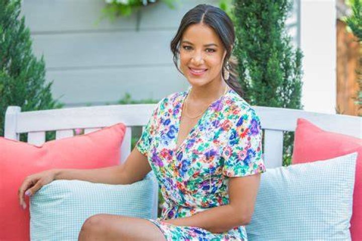 Heather Hemmens Stops By Home & Family Video Hallmark Channel