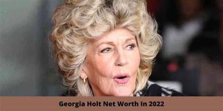 Holt Net Worth, Cause Of Death, Husband, Age, Wiki, Biography