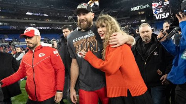 How did Travis Kelce meet Taylor Swift? Explaining the concert