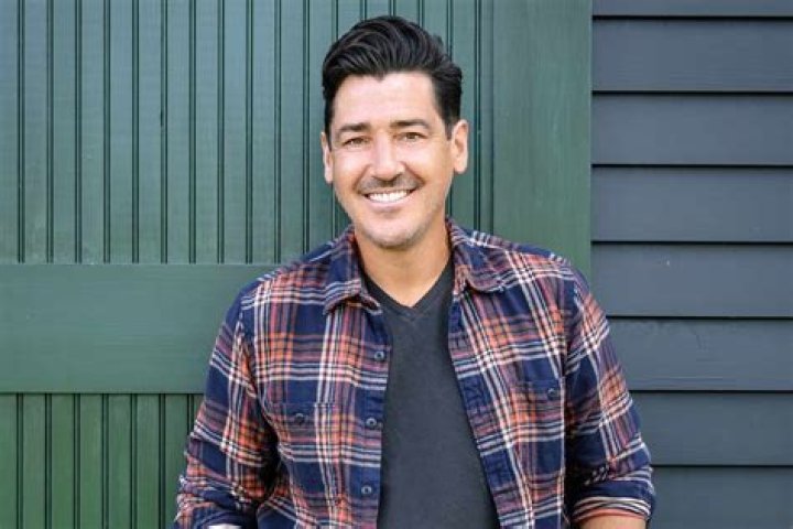 How Long Was Jonathan Knight Married To Maura West? His New Partner and