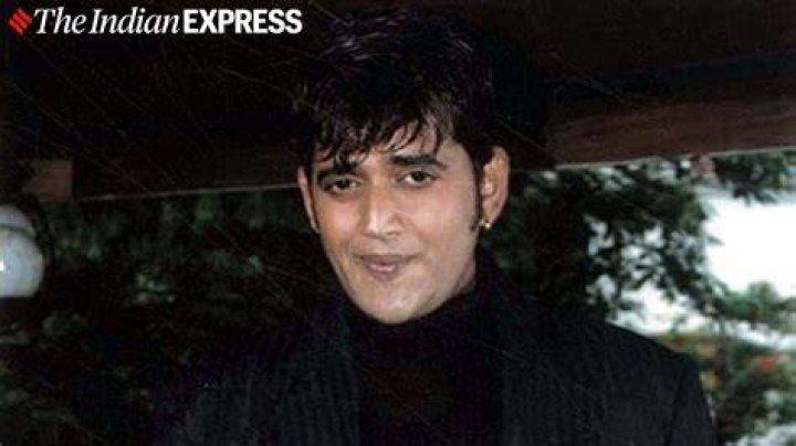 How old is Ravi in Jessie? Celebrity.fm 1 Official Stars, Business