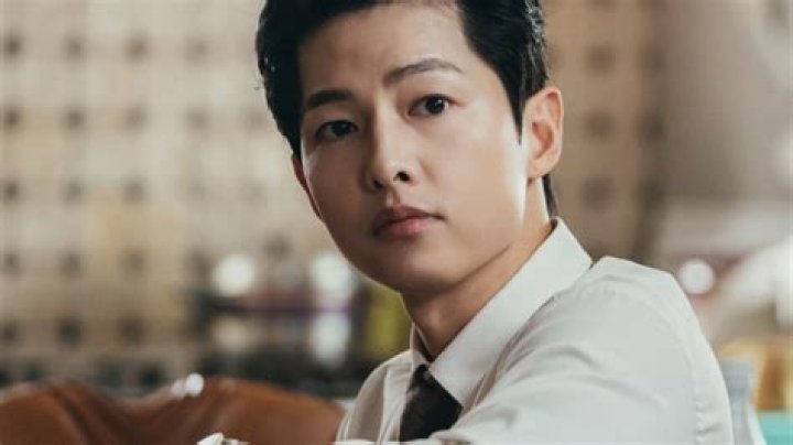 How Song Joong Ki Shows His Love To Song Hye Kyo During The Wedding